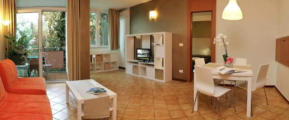 ברדולינו Residential Park Apartments 0*,  איטליה